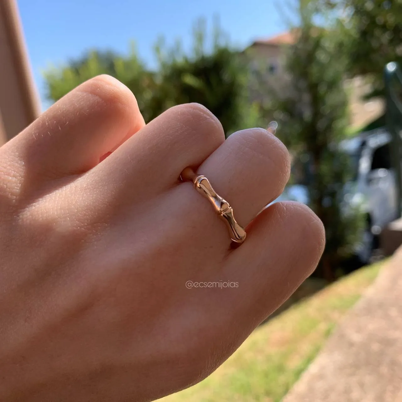 Anel ossinhos liso - banhado a ouro 18k