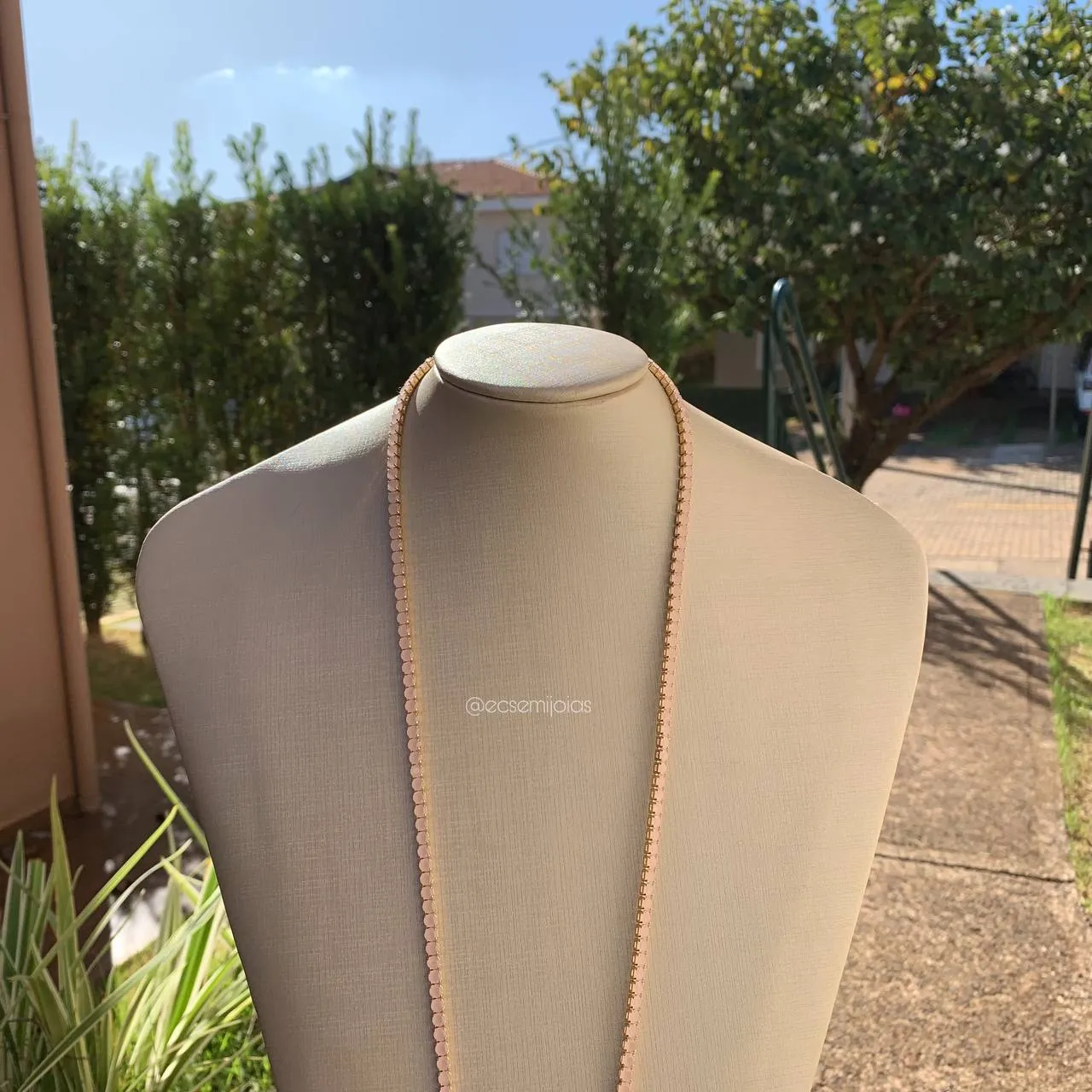 Colar Riviera longa de zircônias - 80 cm - banhado a ouro 18k