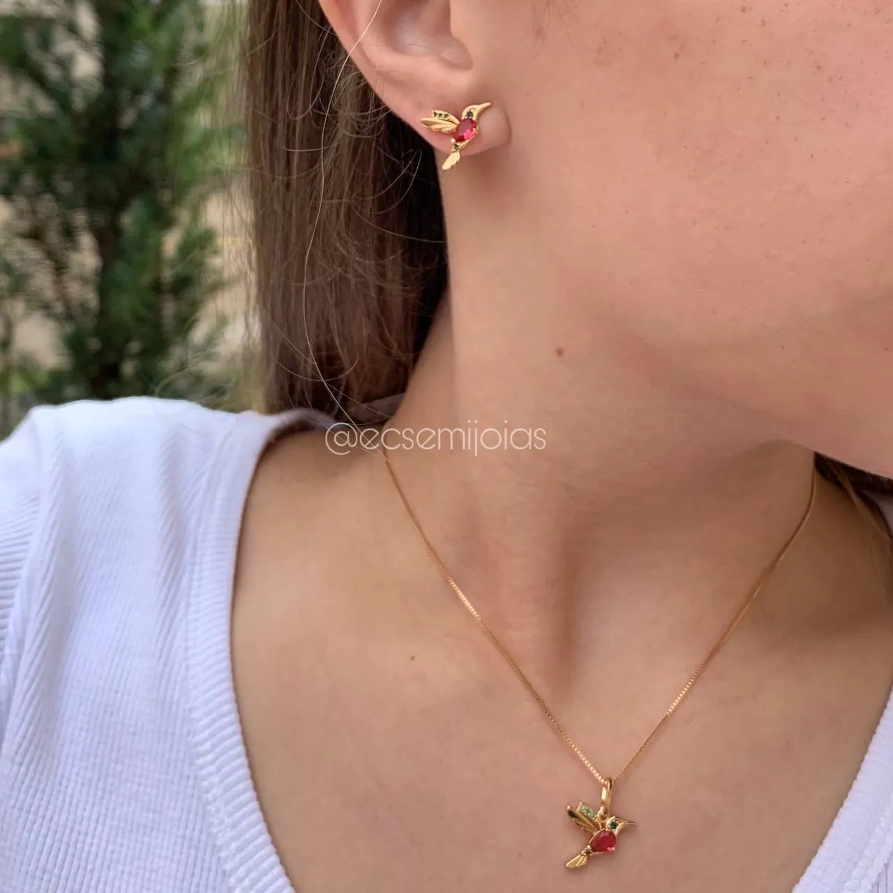 Conjunto de brinco e colar beija flor- 40 cm - banhado a ouro 18k