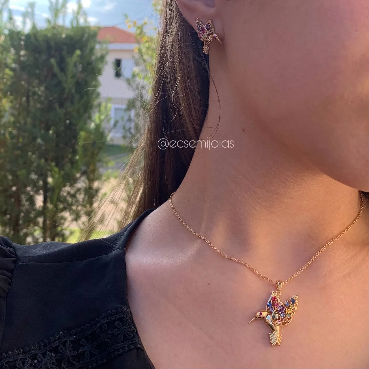 Conjunto de brinco e colar beija flor com pedras - 45 cm - banhado a ouro 18k