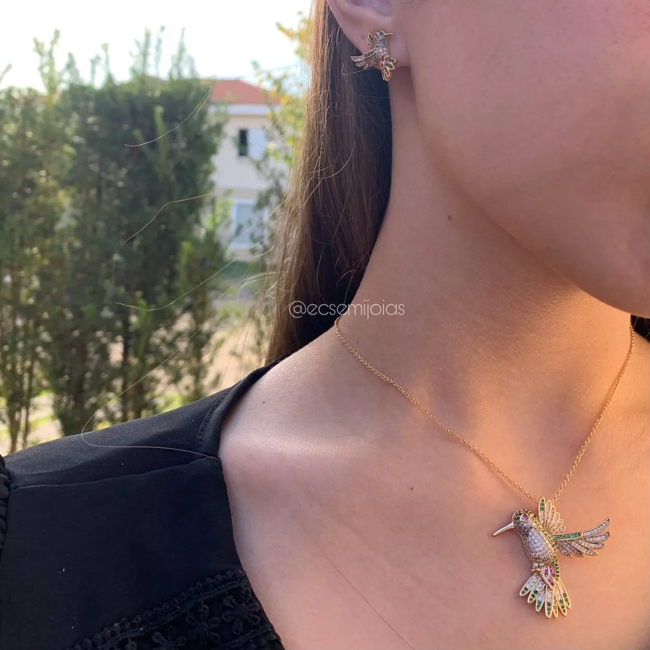 Conjunto de brinco e colar beija flor grande cravejado - 45 cm - banhado  a ouro 18k