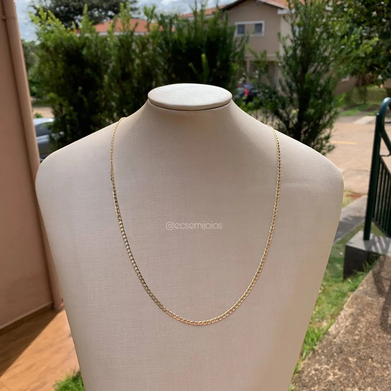 Corrente masculina 1x1 redondo 3 mm largura fecho mosquetão - 60 cm - banhado a ouro 18k