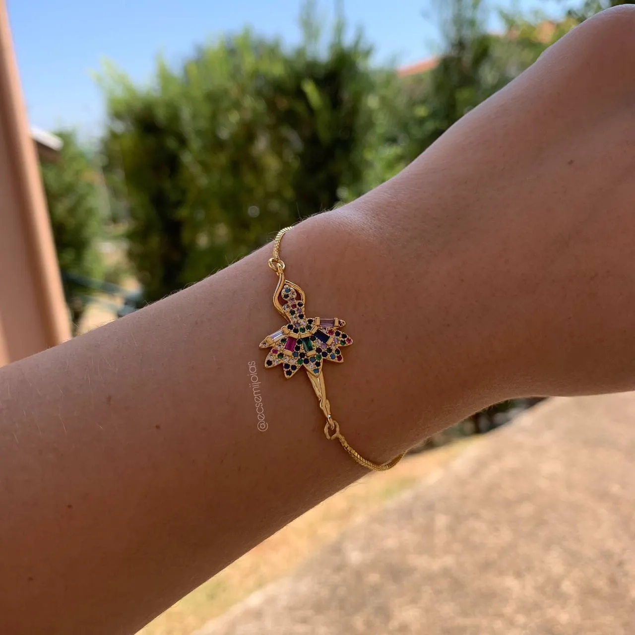 Pulseira shambala bailarina - banhado a ouro 18k