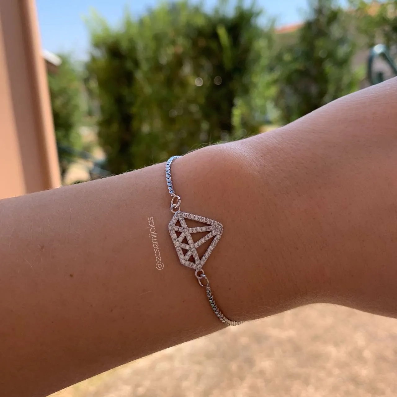 Pulseira shambala diamante cravejado - banhado a ródio branco