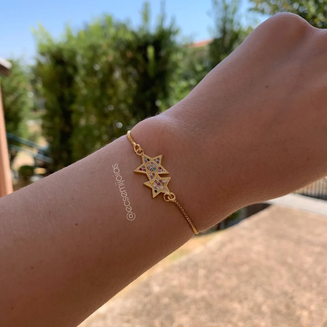 Pulseira shambala duas estrelas cravejada  - banhada a ouro 18k