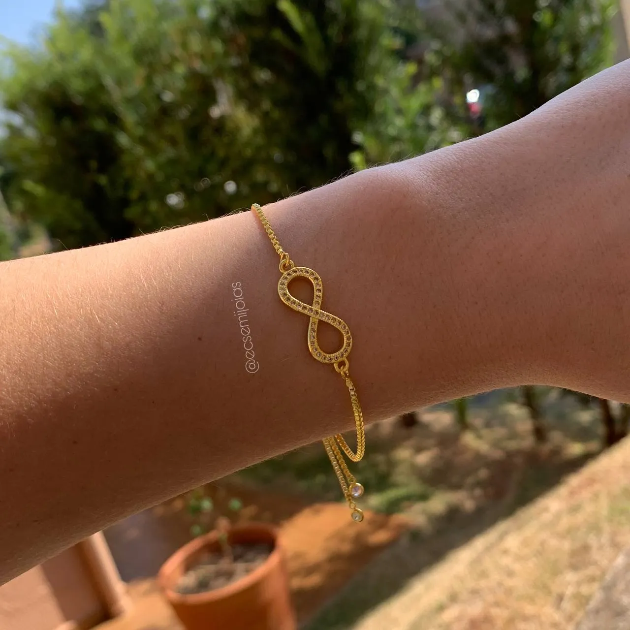 Pulseira shambala  infinito cravejado - banhado a ouro 18k