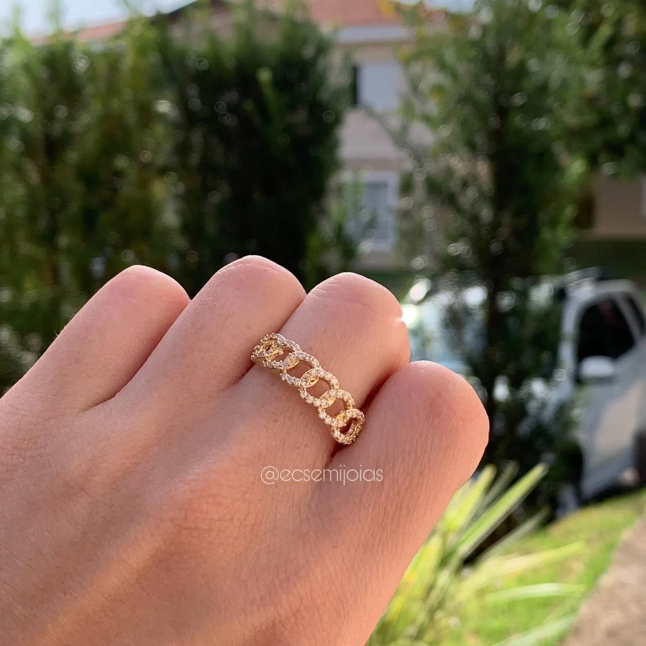Anel de 6 elos cravejados - banhado a ouro 18k