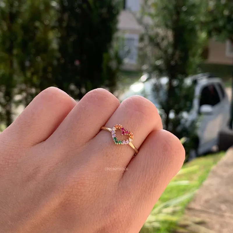 Anel de coração cravejado - banhado a ouro 18k