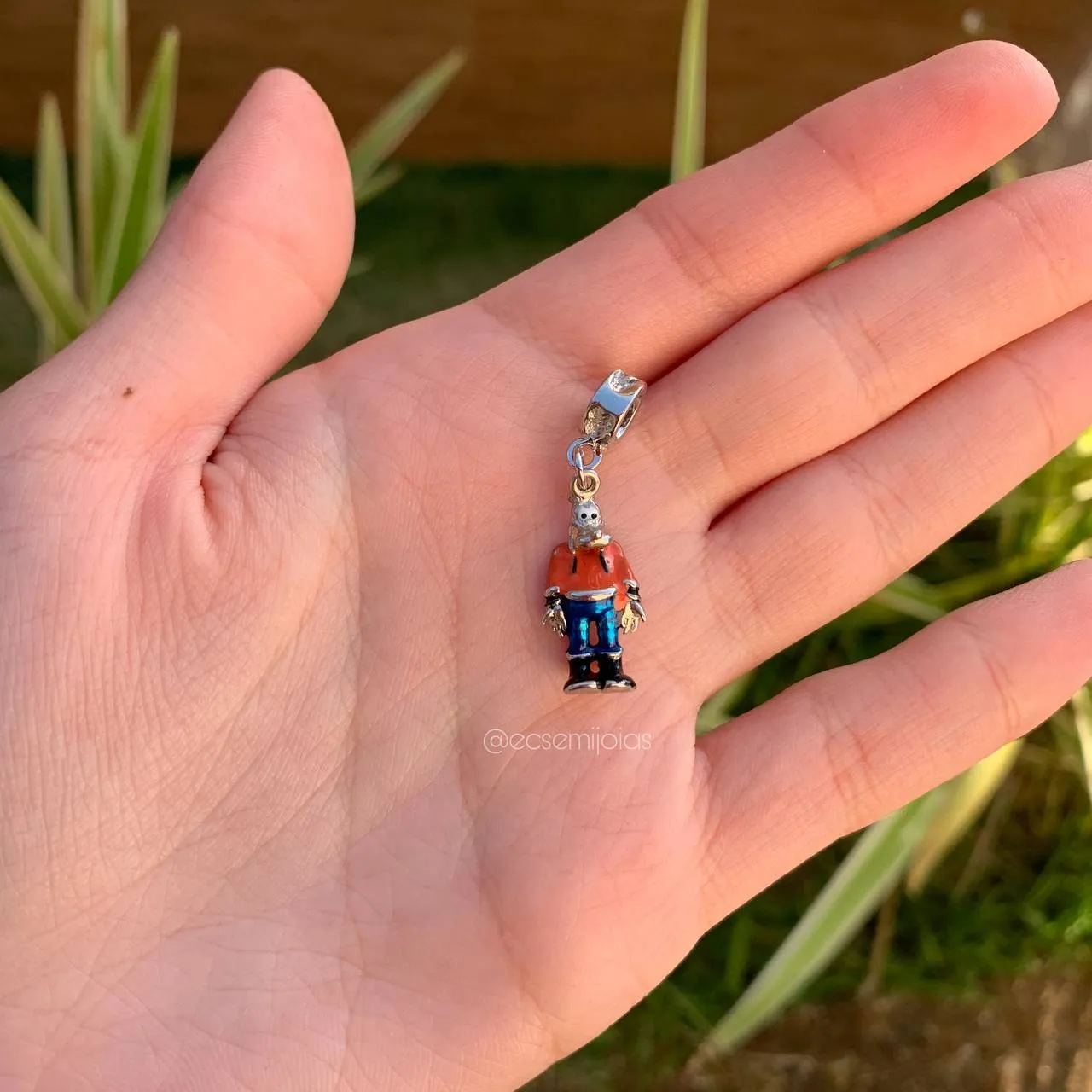 Berloque Pateta disney - banhado a ródio branco
