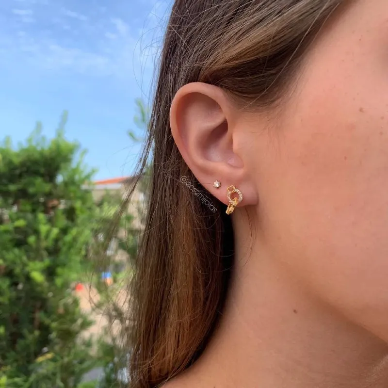 Brinco algema cravejado - banhado a ouro 18k