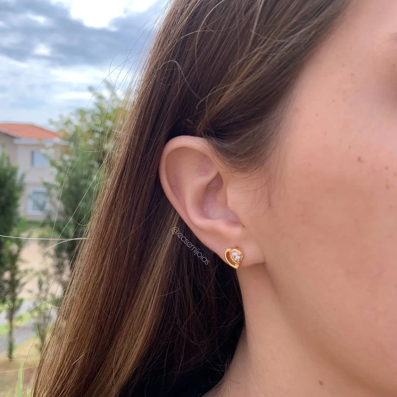 Brinco coração - banhado a ouro 18k