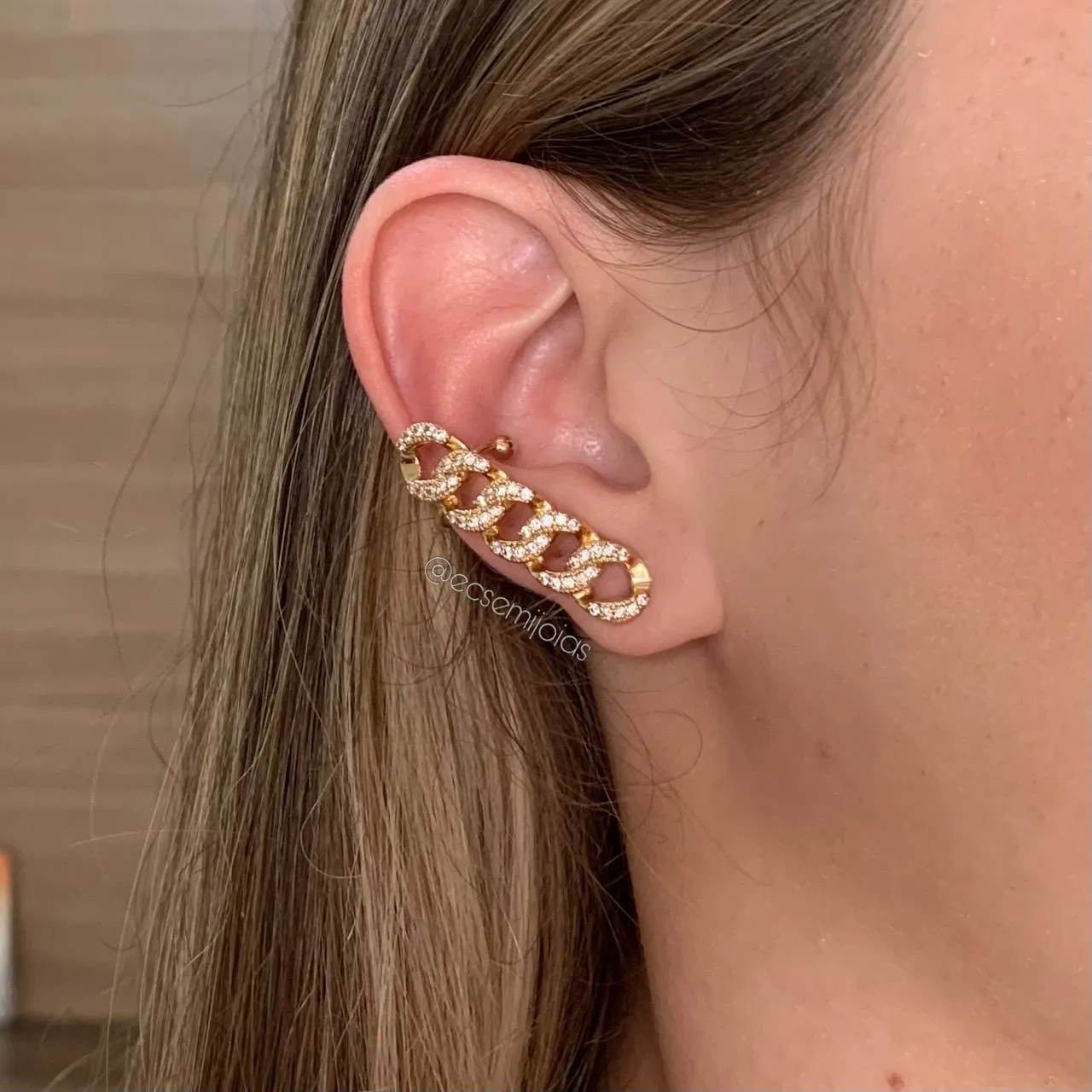 Brinco ear cuff corrente grumet cravejado  - banhado a ouro 18k