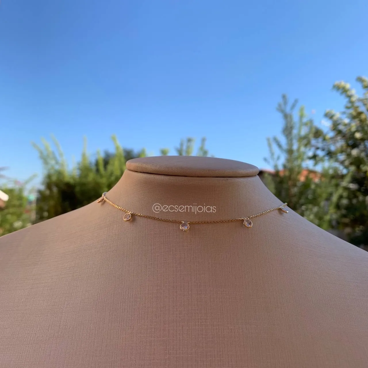 Colar choker 5 ponto de luz 4 mm - 34 cm+10 cm de extensor - banhado a ouro 18k