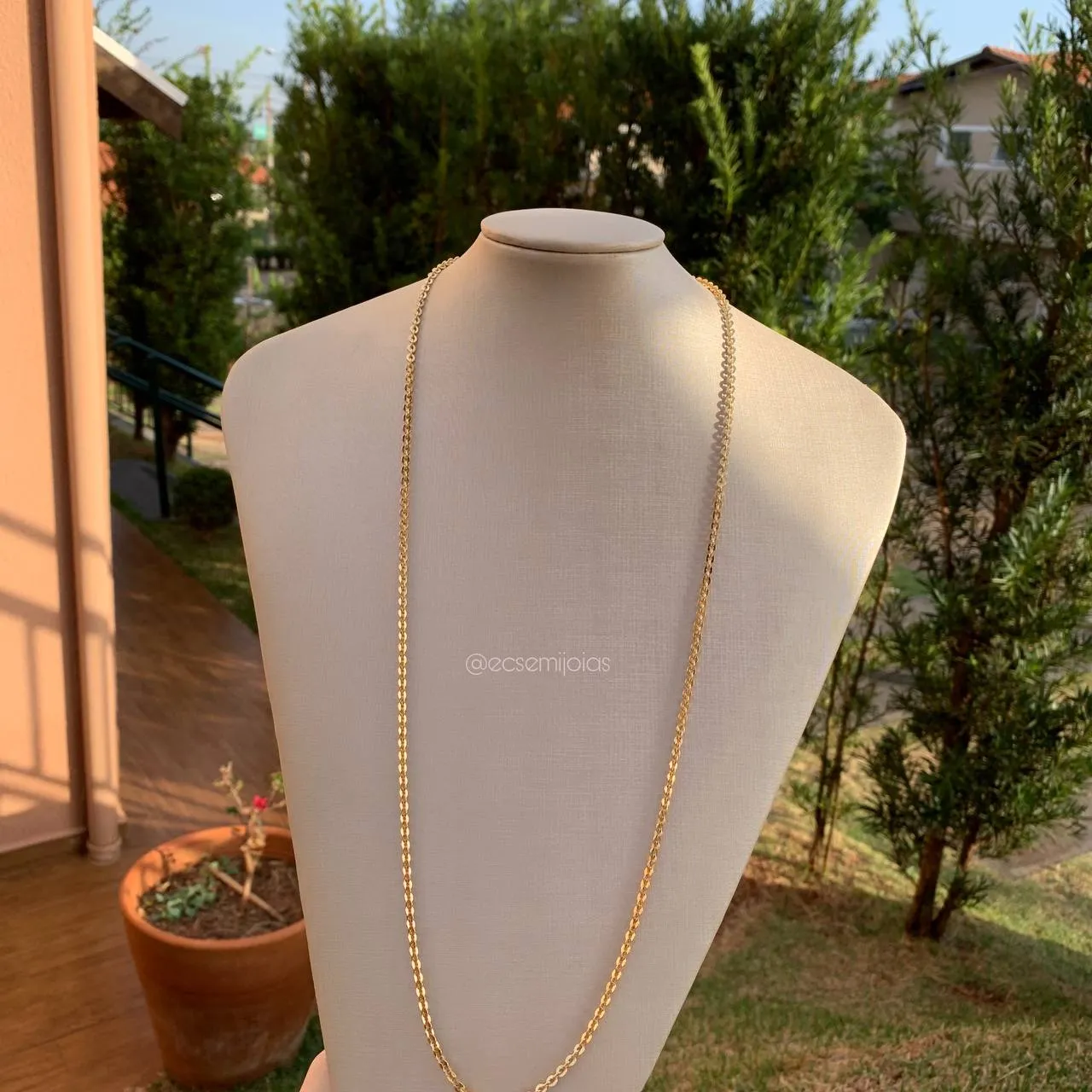 Colar elo português pequeno  fio achatadao - 80 cm - banhado a ouro 18k