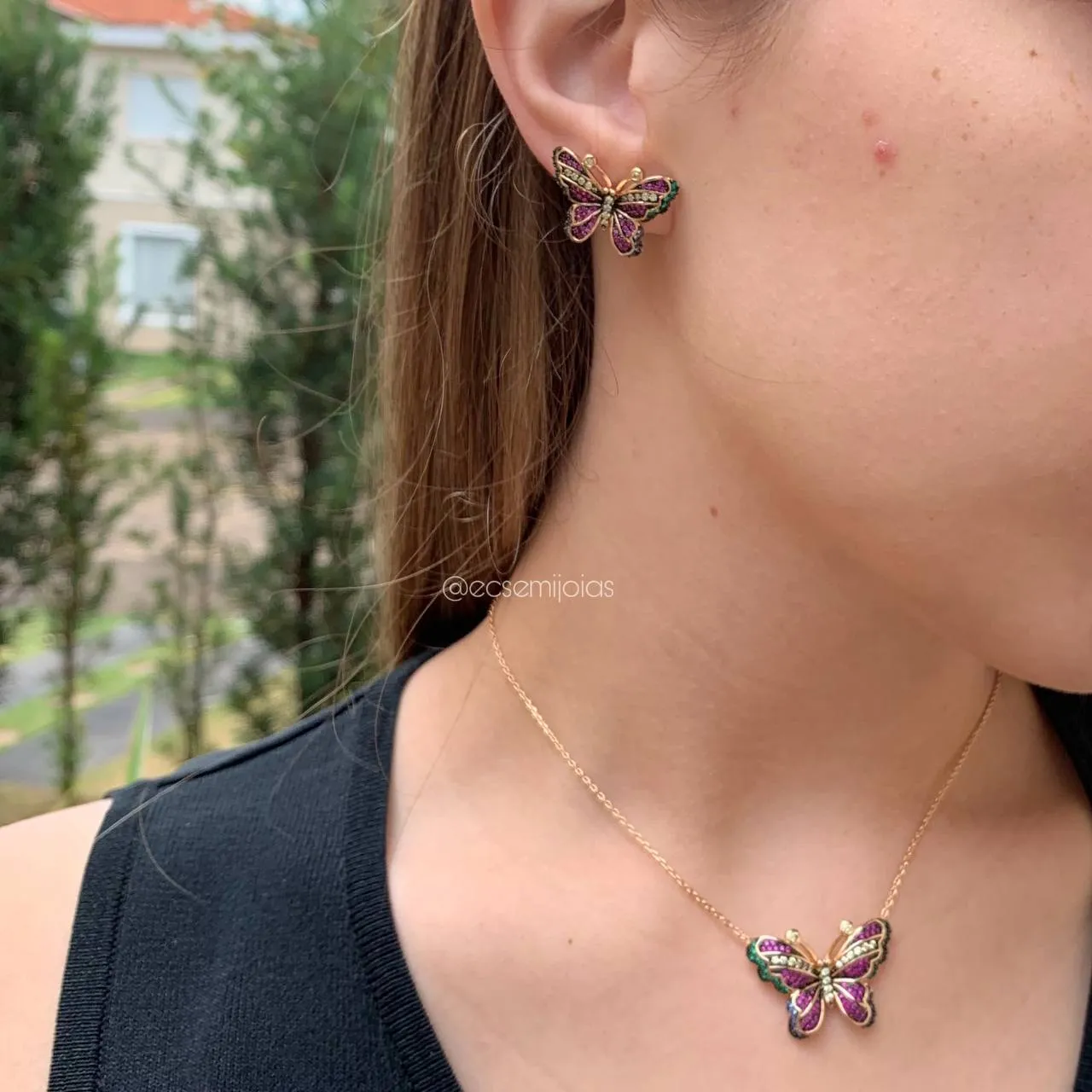 Conjunto de brinco e colar borboleta cravejada - 45 cm - banhado a ouro 18k