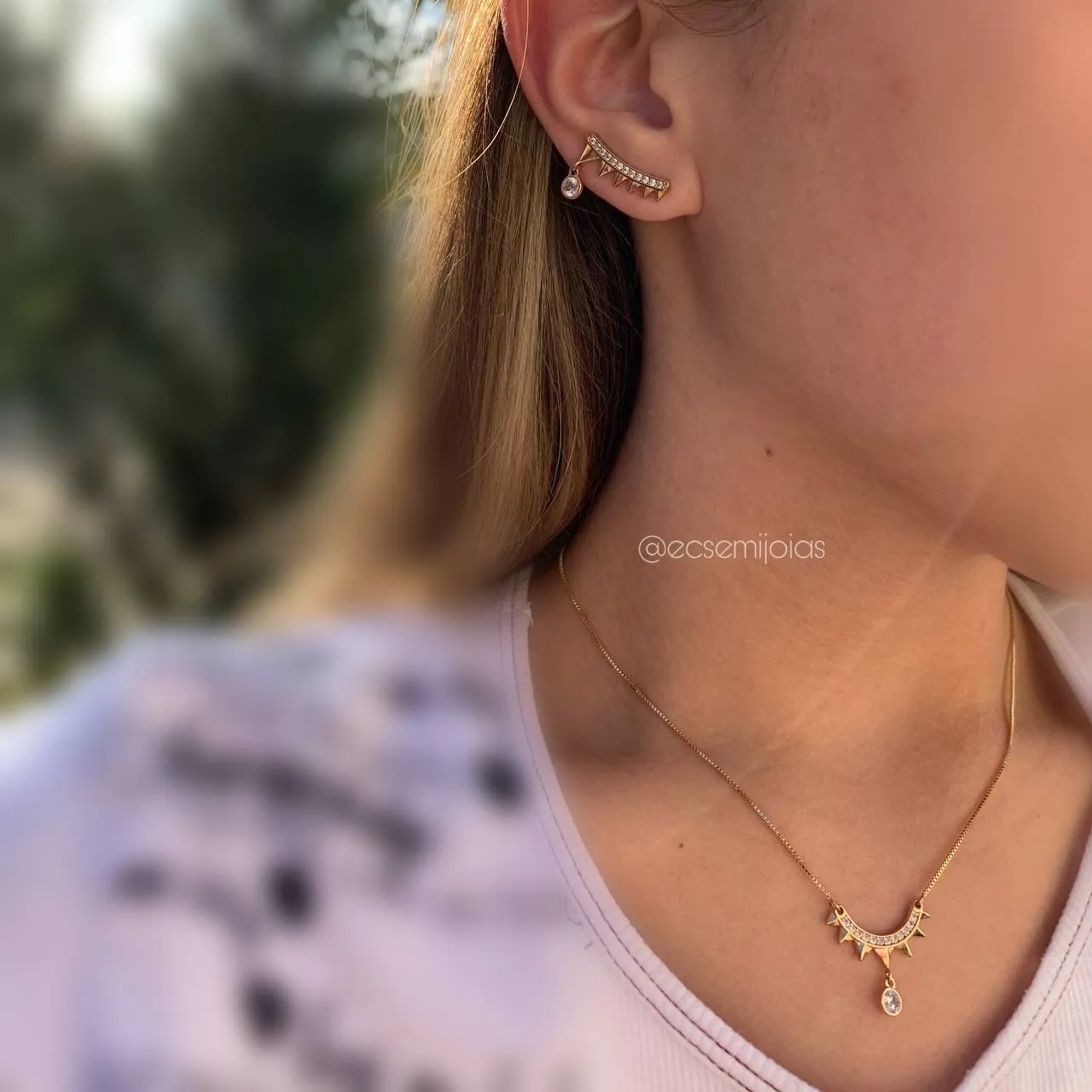 Conjunto de brinco e colar spike - 45 cm - banhado a ouro 18k
