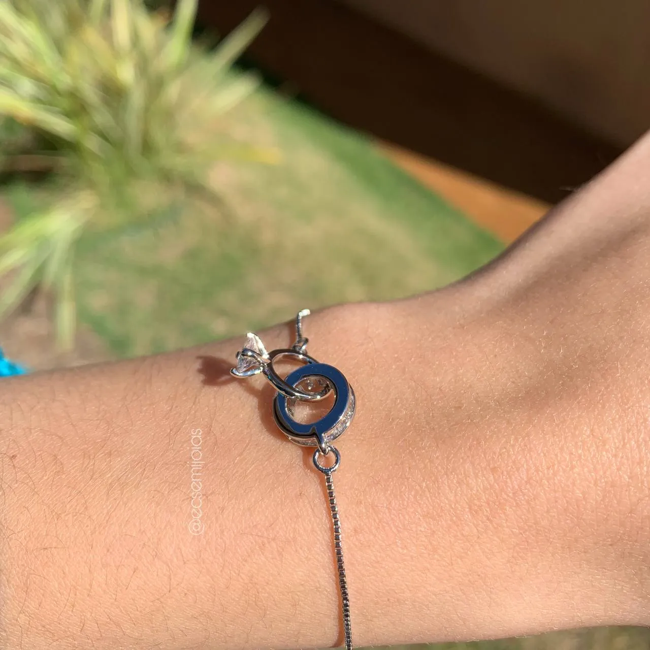 Pulseira com rodinha cravejada e solitário - 15 cm + 5cm de extensor - banhado a ródio branco