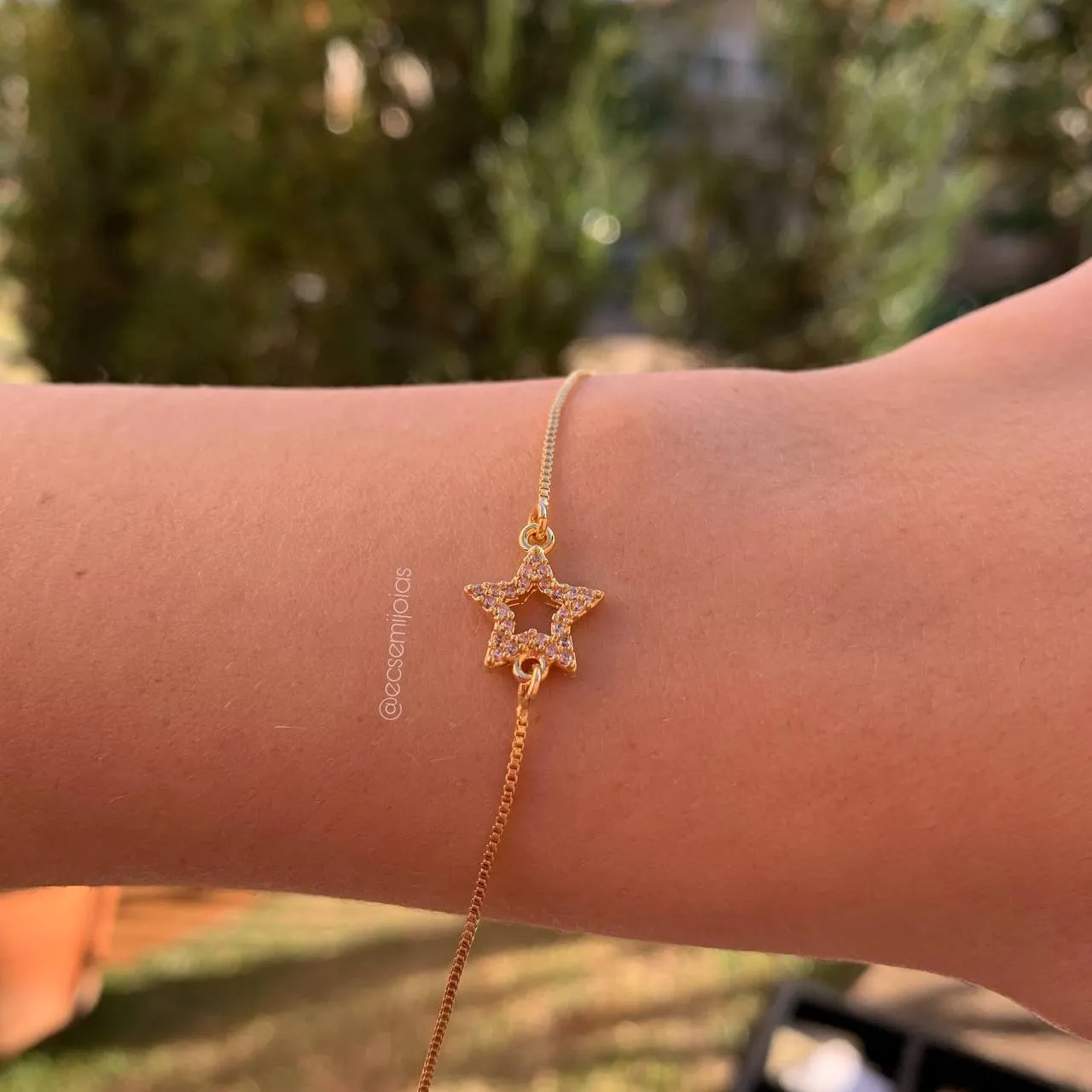 Pulseira estrela de 5 pontas cravejada -18 + 3 cm - banhado a ouro 18k