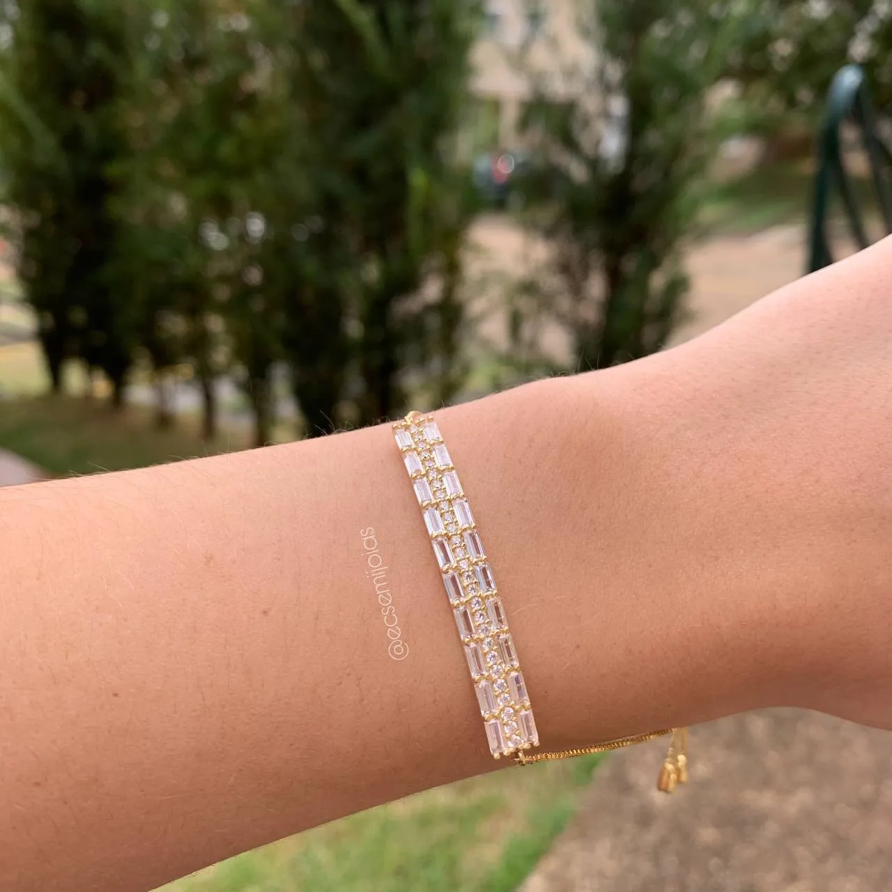 Pulseira shambala chapa cravejada com baguetes e zirconias  - 20 cm - banhado a ouro 18k