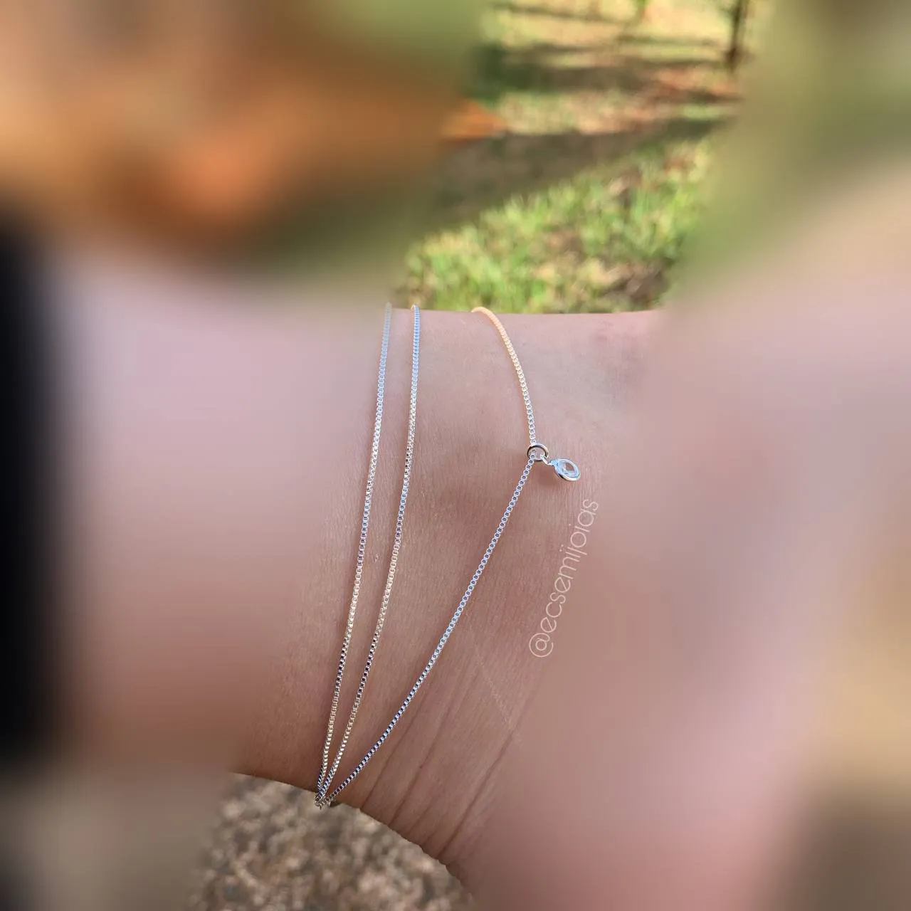 Tornozeleira 3 andares com uma zircônia - 22 cm + 5 cm de extensor - banhado a prata 925