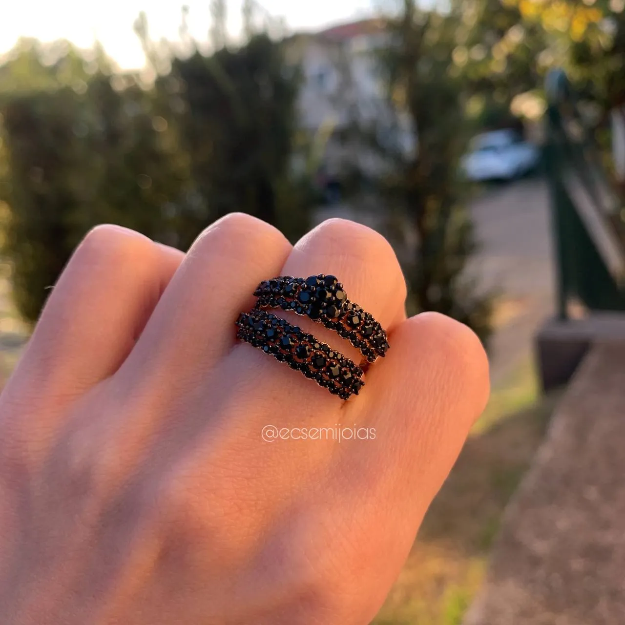 Anel duplo de flor cravejado - banhado a ouro 18k