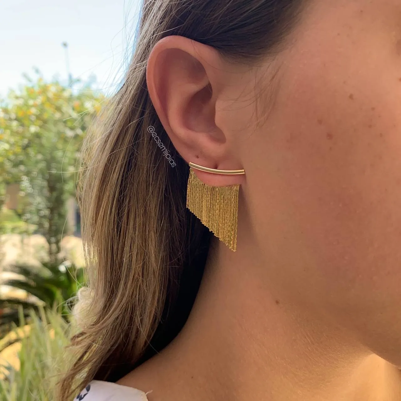 Brinco de franja - banhado a ouro 18k