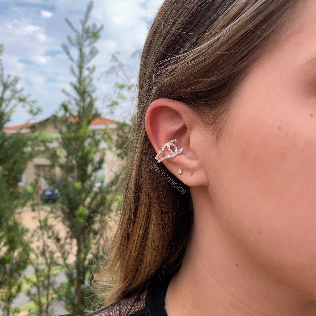 Brinco piercing chanel cravejado - banhado a prata 925