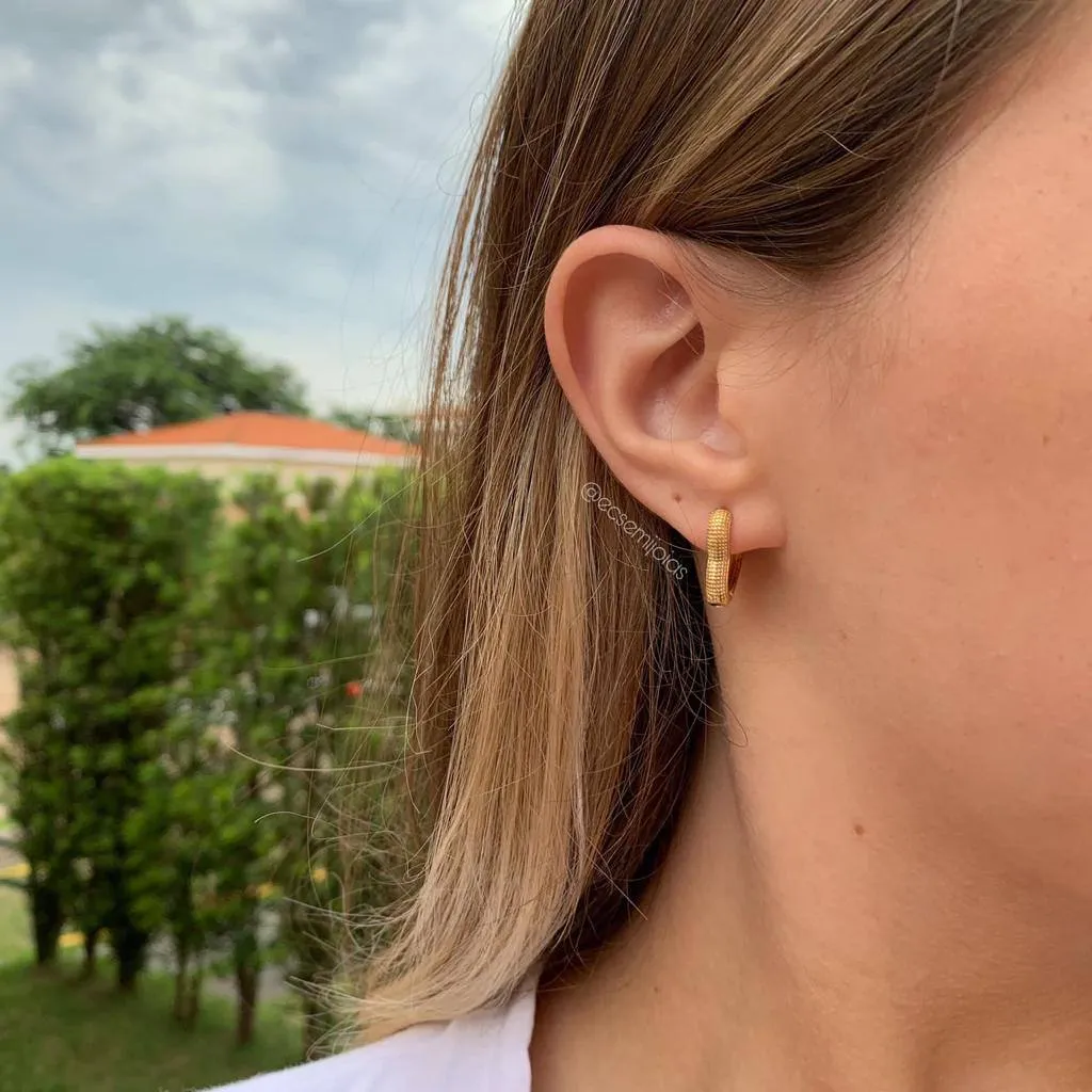 Brinco trio argola coração bombardeado Grande - banhado a ouro 18k