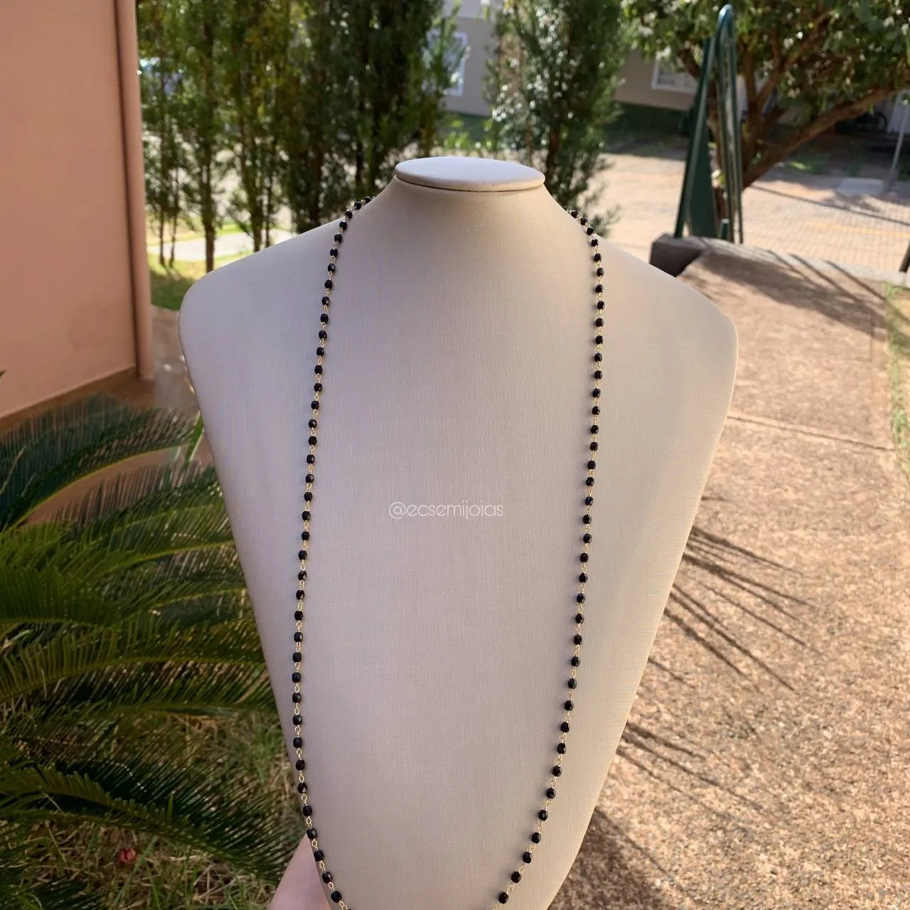Colar cristais amarração -banhado a ouro 18k - 80 cm