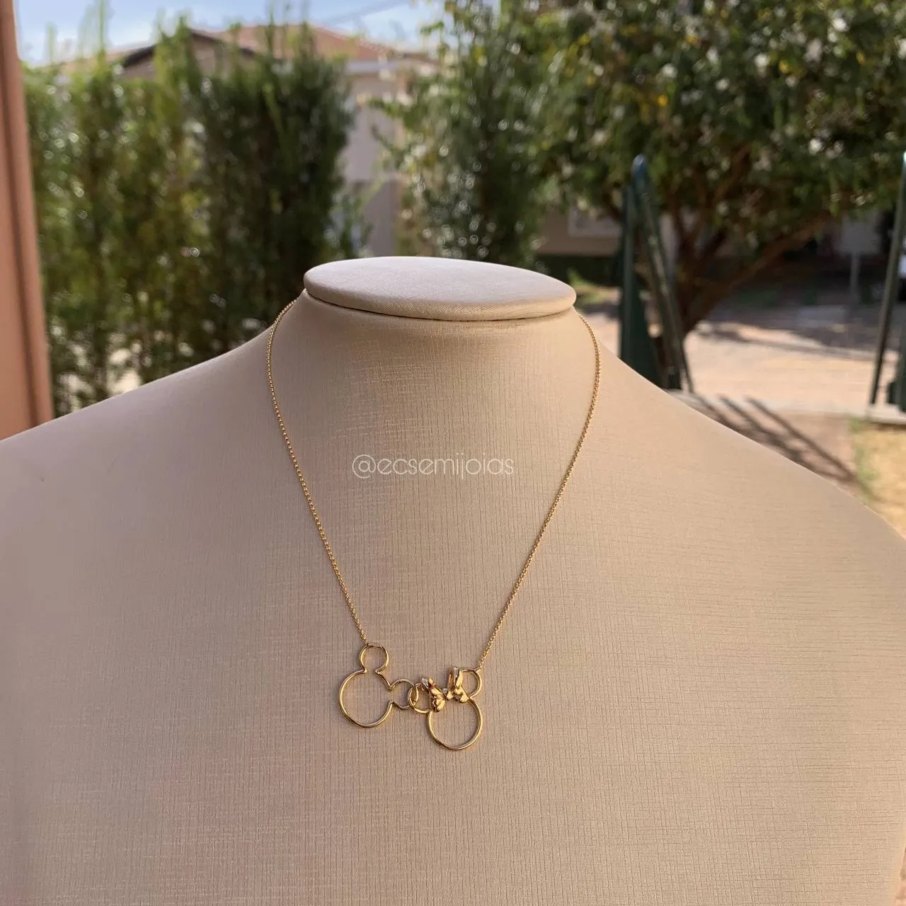 Colar miniie e mickey - 37 cm  - banhado a ouro 18k