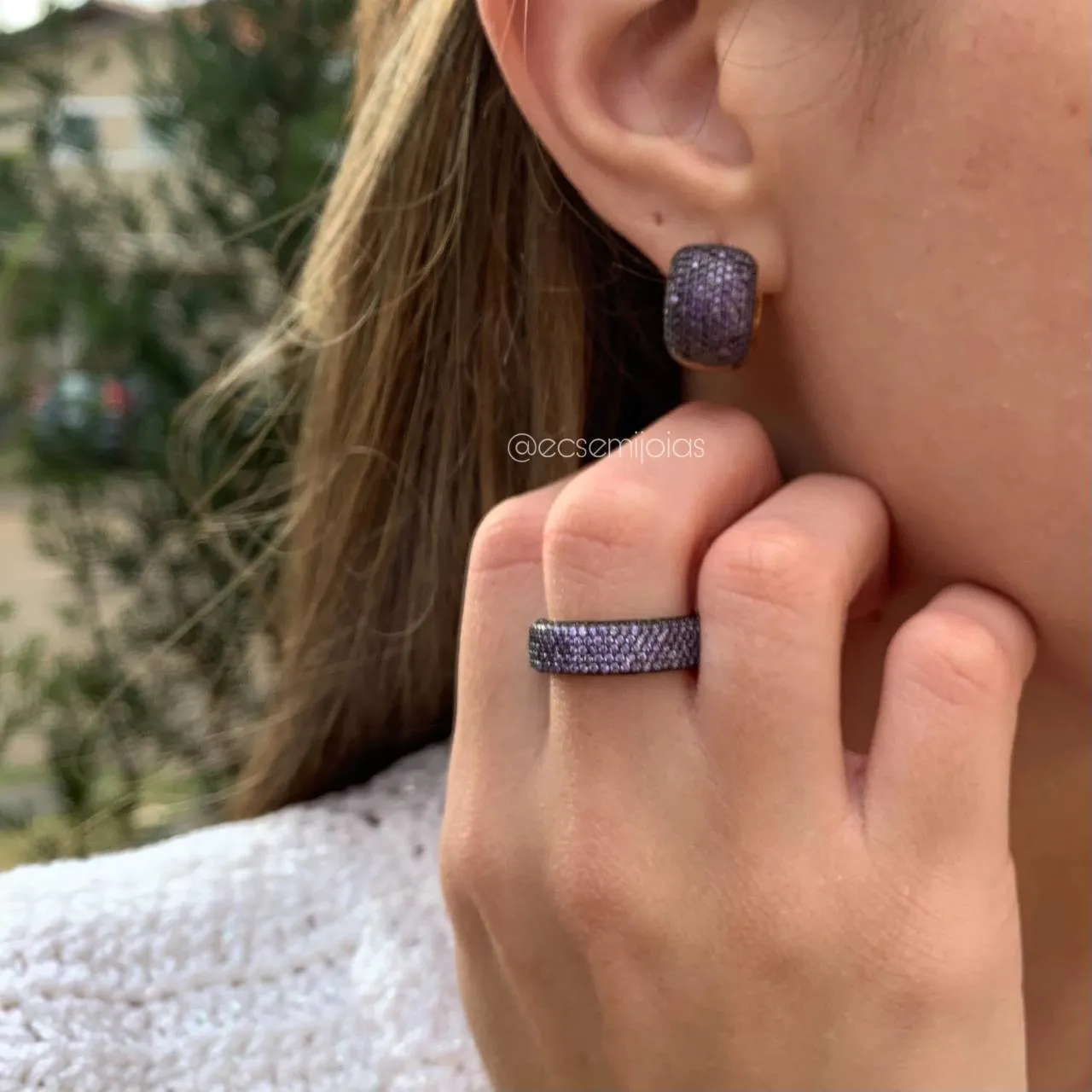 Conjunto brinco argola cravejada e anel cravejado  - banhado a ouro 18k