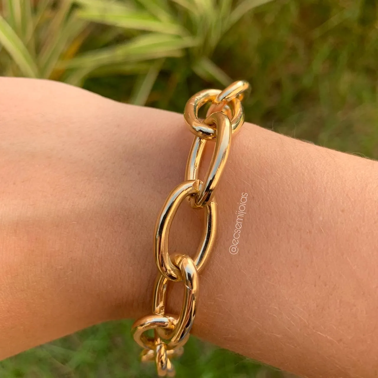Pulseira de elos 13 mm de largura 3mm espessura do elo - 22 cm -banhado a ouro 18k