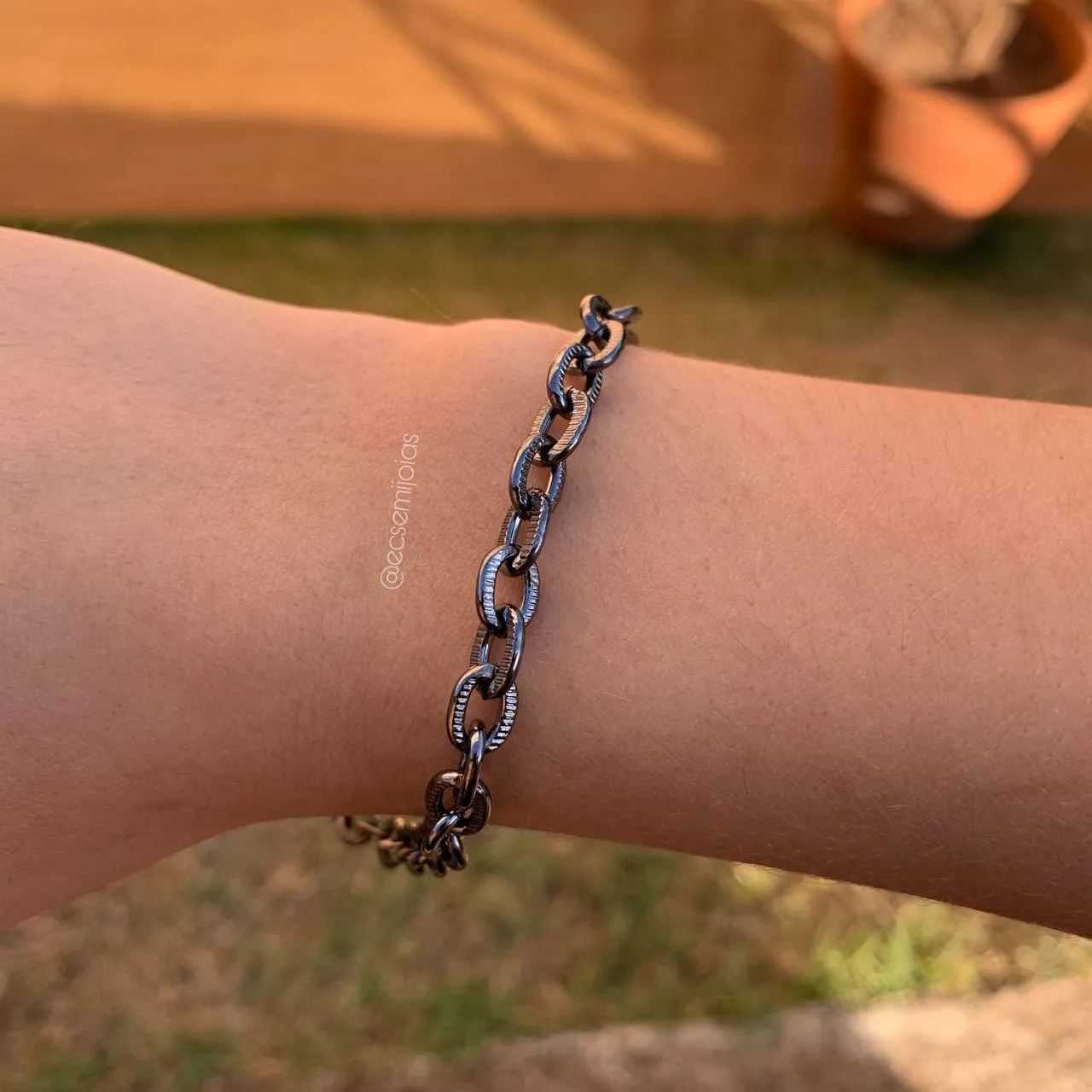 Pulseira elo oval trabalhado - 18 + 5 cm de extensor - banhado a ródio negro
