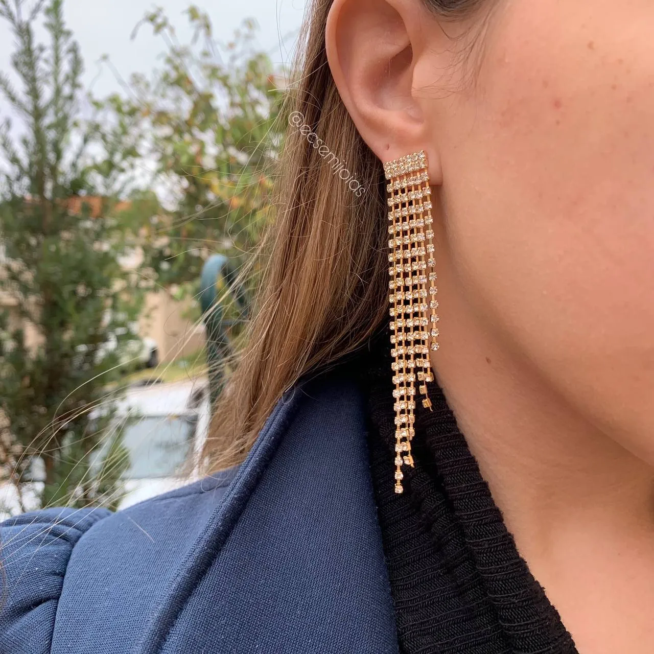 Brinco franja cravejada - banhado a ouro 18k