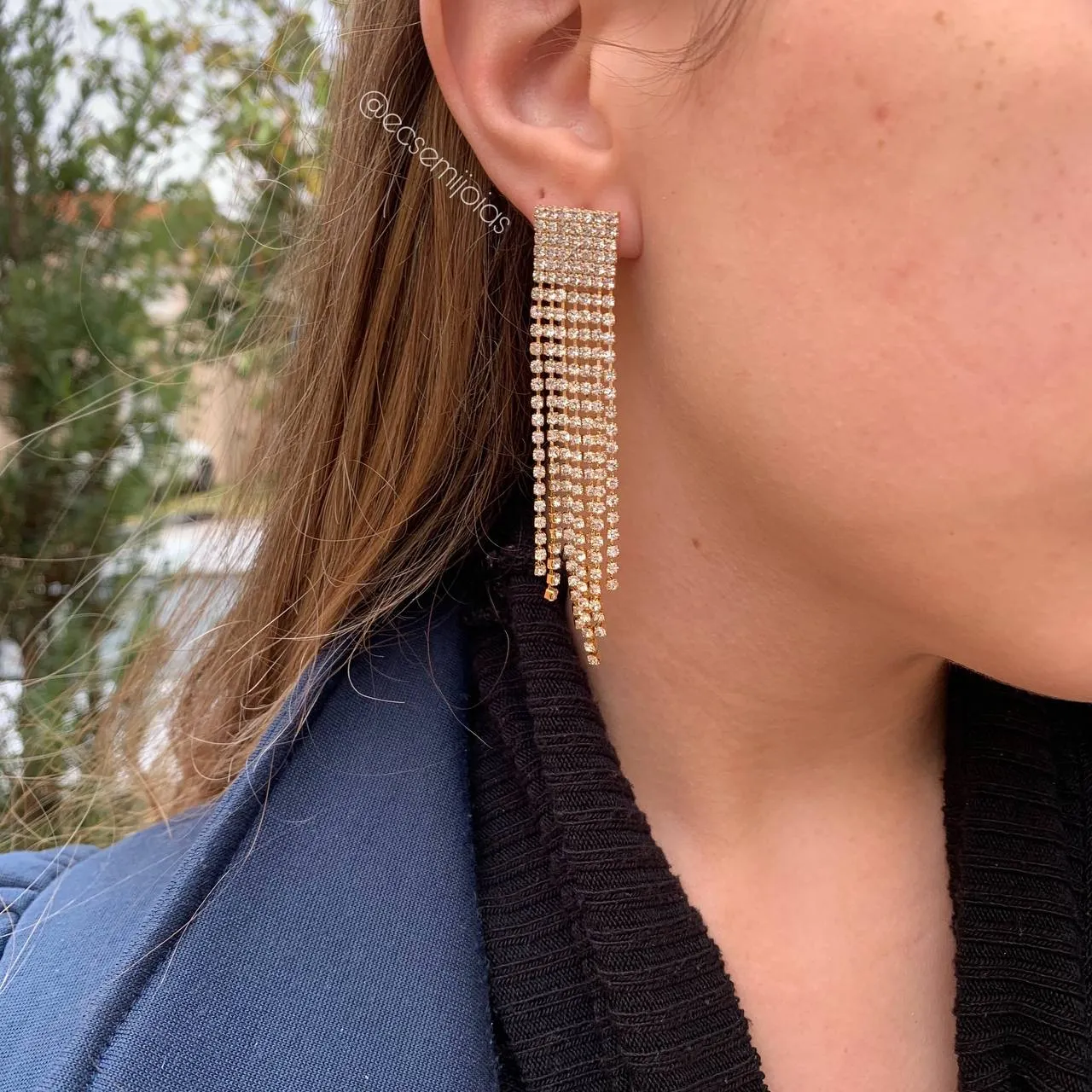Brinco quadrado franja  cravejada - banhado a ouro 18k