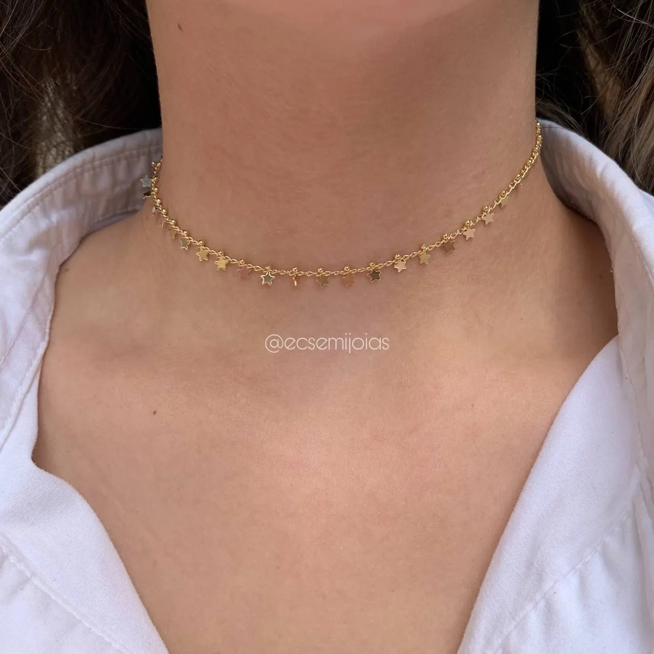 Colar choker de estrelhinhas - coleção lunar - 33 cm + 8 cm de extensor - banhado a ouro 18k