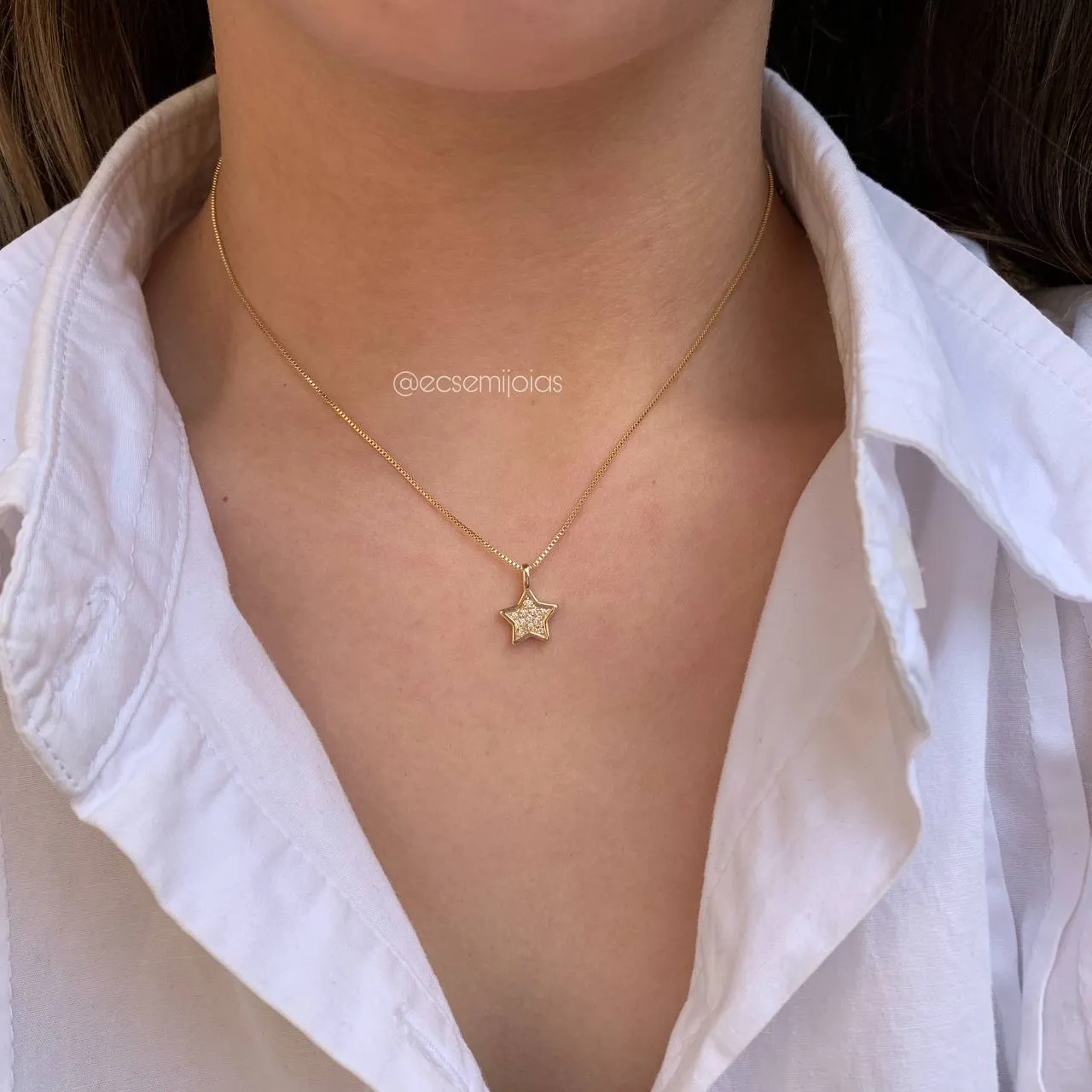 Colar de estrela cravejada - coleção lunar - 40 cm - banhado a ouro 18k