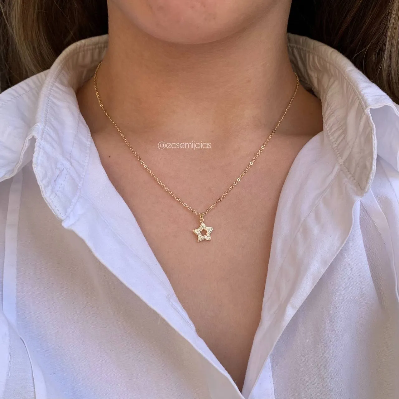 Colar estrela cravejada vazada - coleção lunar - 44 cm + 5 cm de extensor - banhado a ouro 18k
