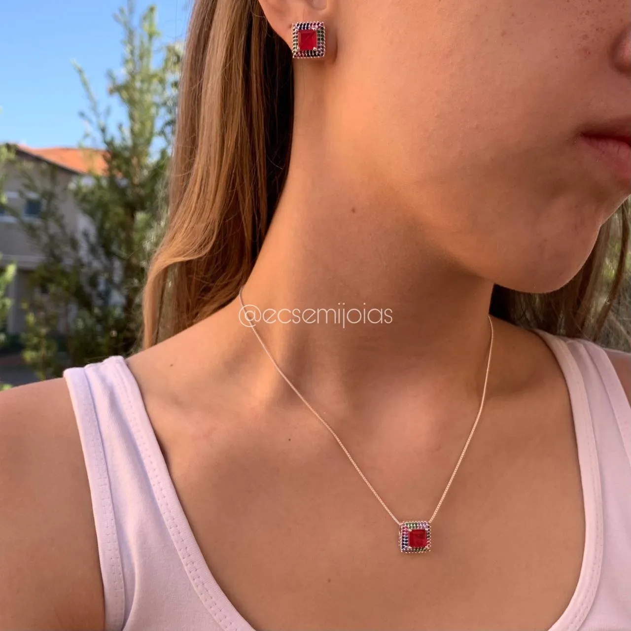 Conjunto de brinco e colar pedra quadrada cravejada em volta - 45 cm - banhado a prata 925