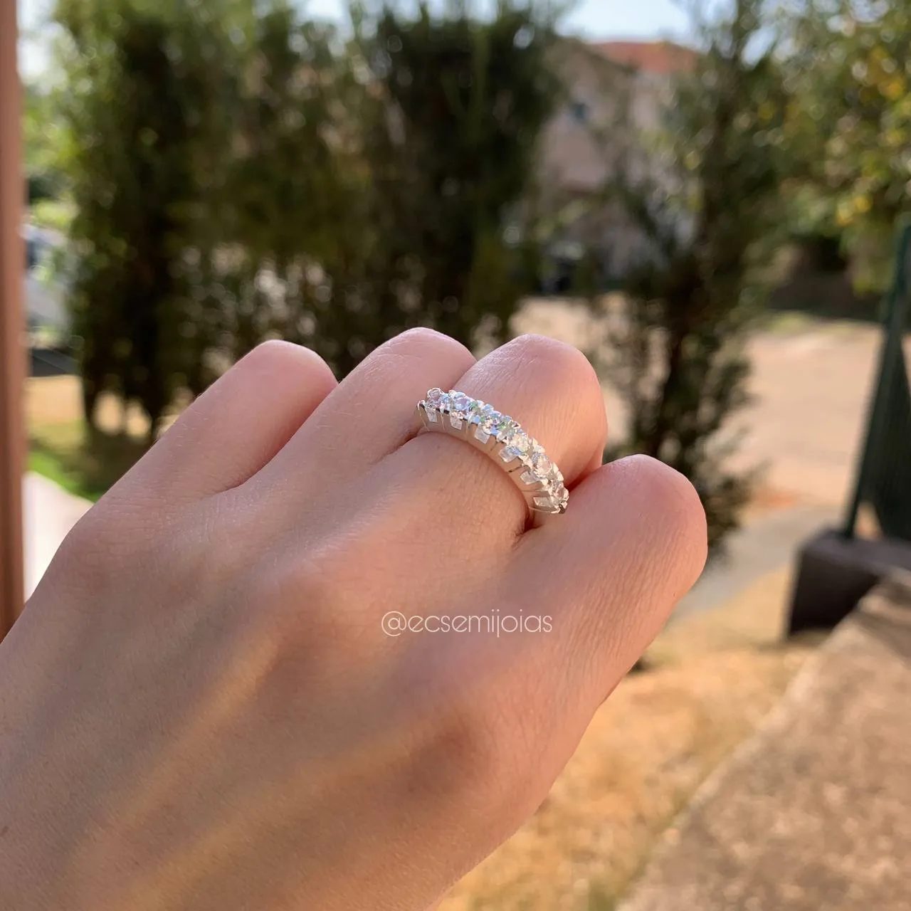 Anel 6 pedras 3 mm - banhado a prata 925
