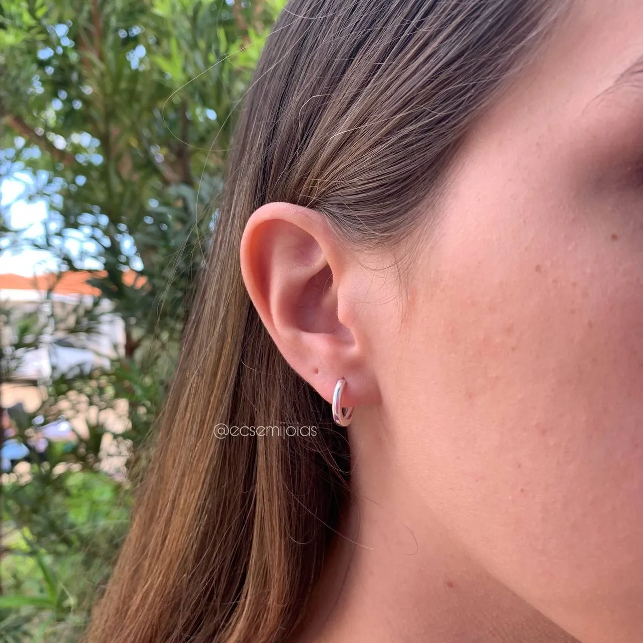 Brinco argola lisa M - banhado a prata 925