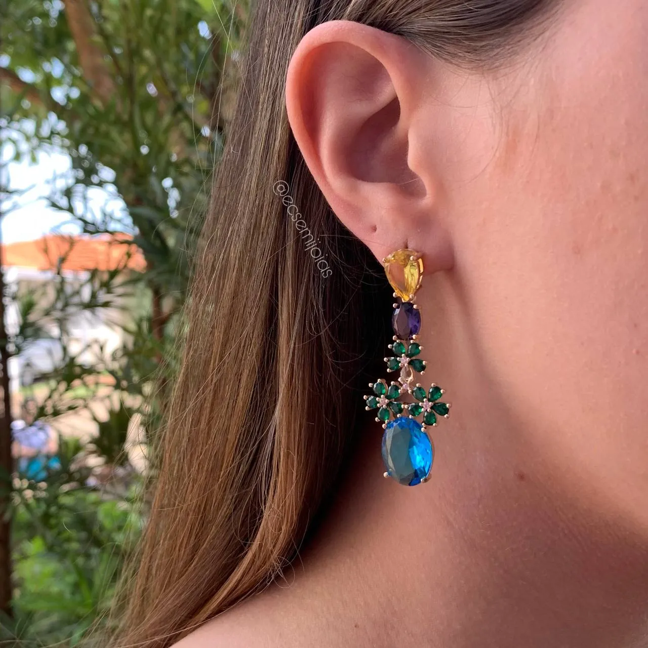 Brinco flores - banhado a ouro 18k