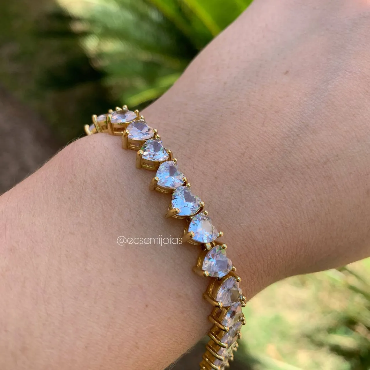 Pulseira riviera de corações - 19 cm - banhado a ouro 18k