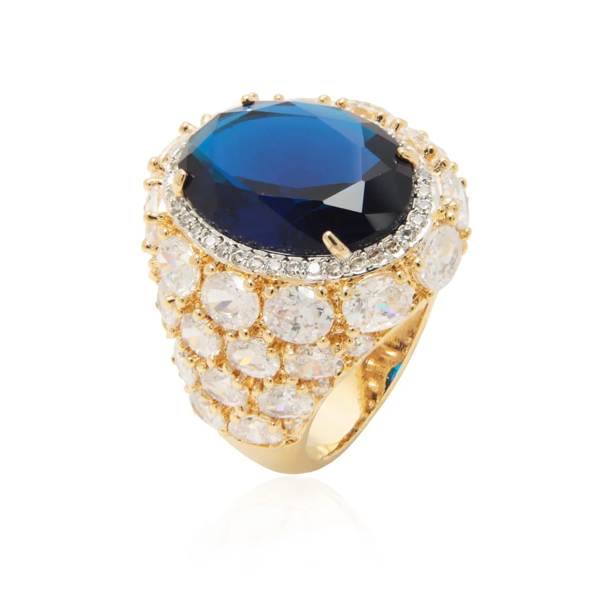 Anel pedra oval cravejado em volta - banhado a ouro 18k