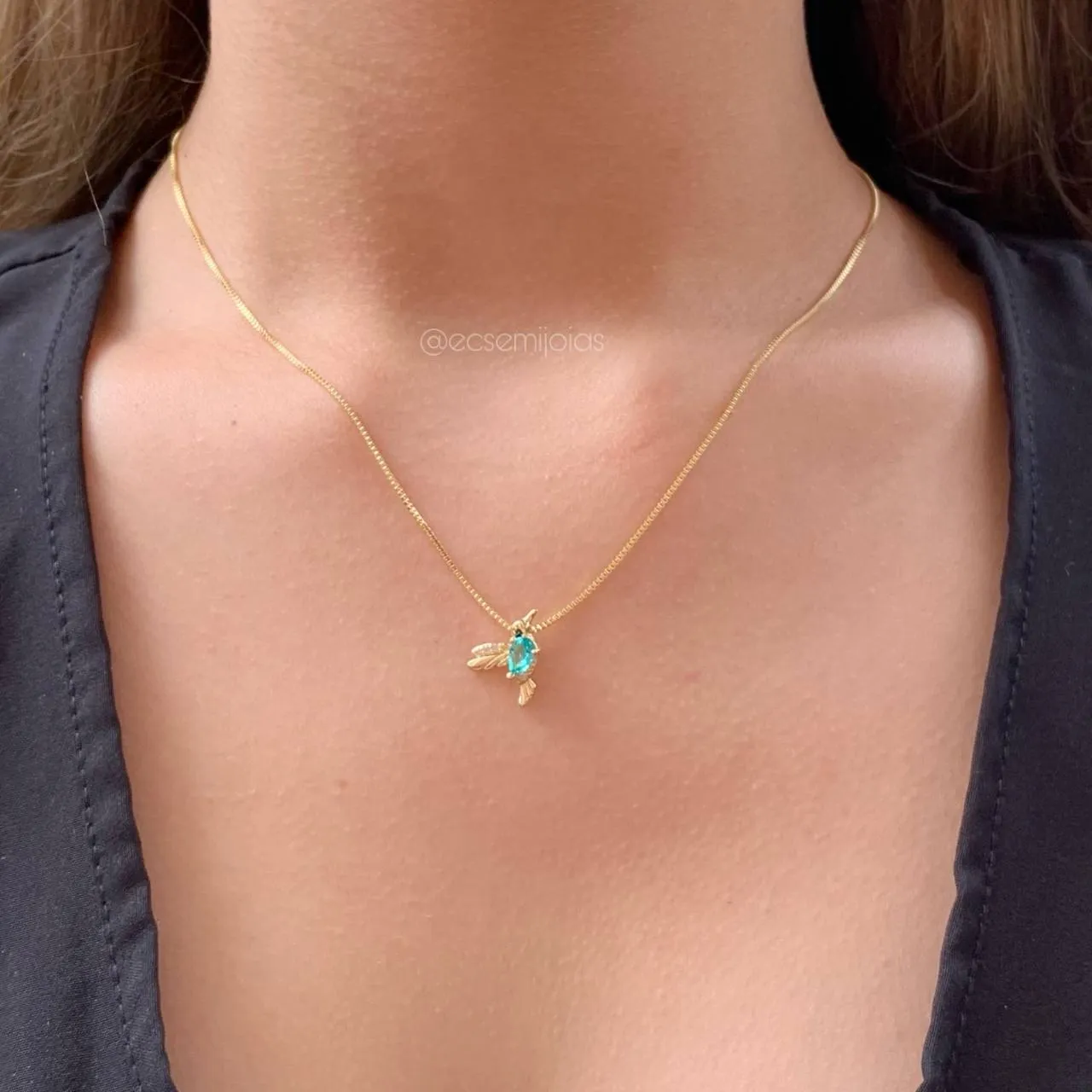 Conjunto de brinco e colar beija flor  - 45 cm - banhado a ouro 18k