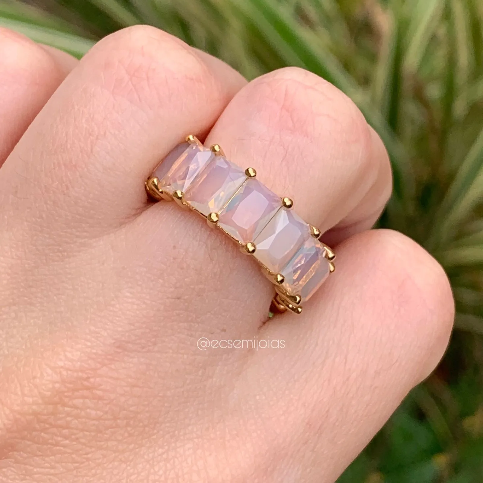 Anel pedras baguete - banhado a ouro 18k