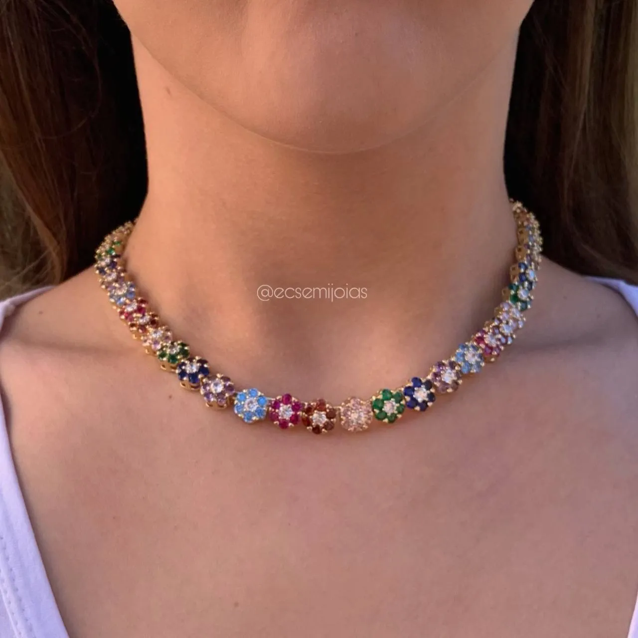 Colar choker de flor colorido - 40 cm - banhado a ouro 18k