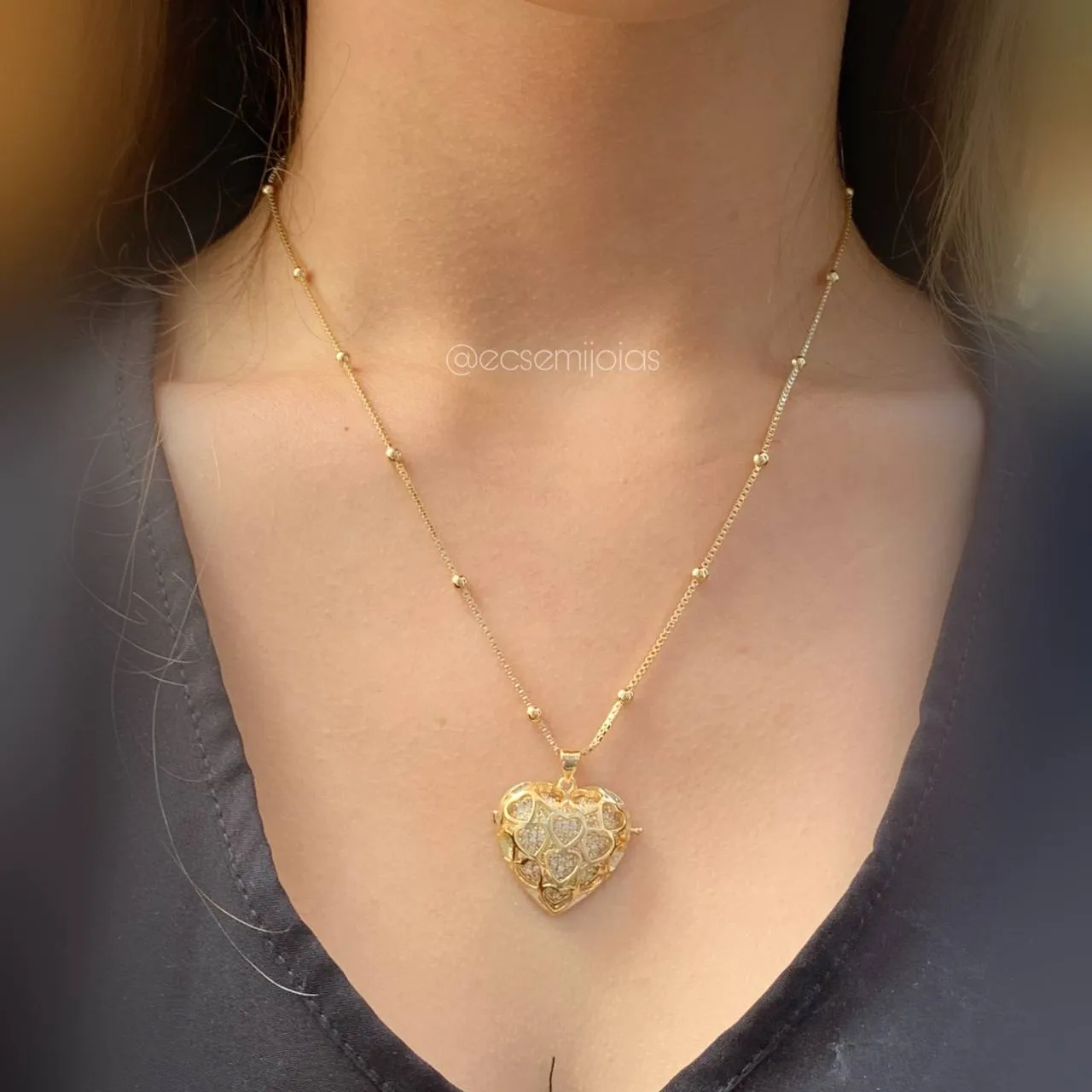 Colar de bolinhas com coração cravejado - 45 cm - banhado a ouro 18k