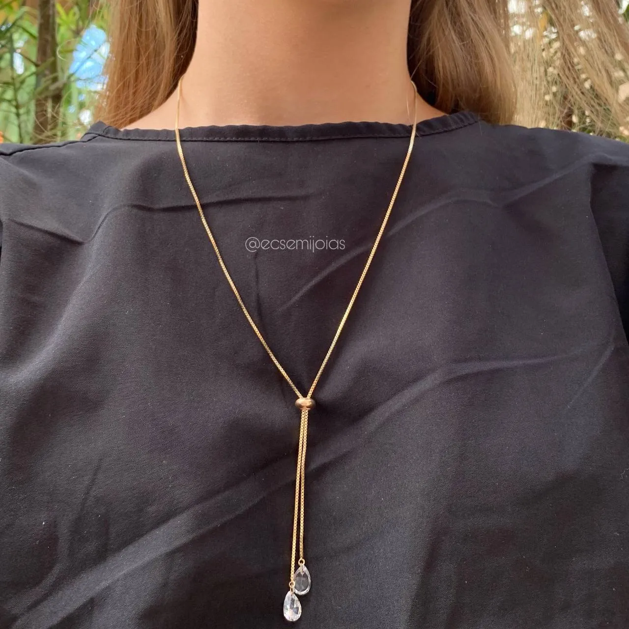Colar de gravata com pedra gota na ponta - banhado a ouro 18k