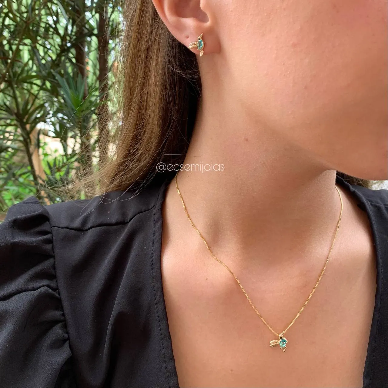 Conjunto de brinco e colar beija flor  - 45 cm - banhado a ouro 18k
